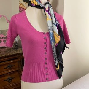 Theory top, very trendy